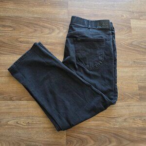 Lee Extreme Motion MVP Relaxed Fit Straight Leg 44x30 Black